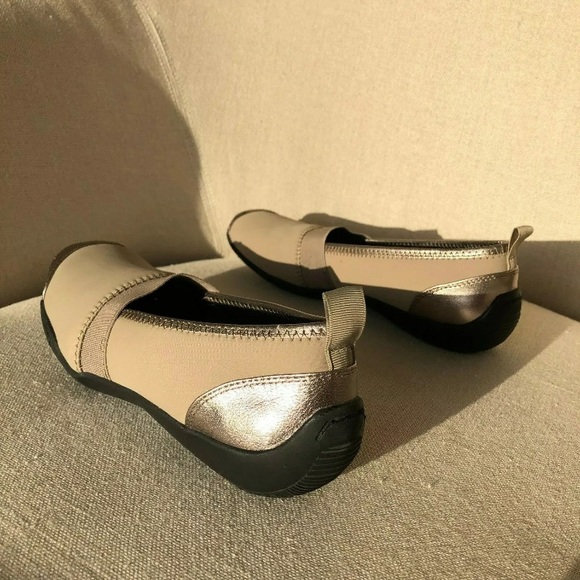 NEW ROSHOMMERSON 7.5SS Carol Pewter Stretch SlipOn - Picture 4 of 8